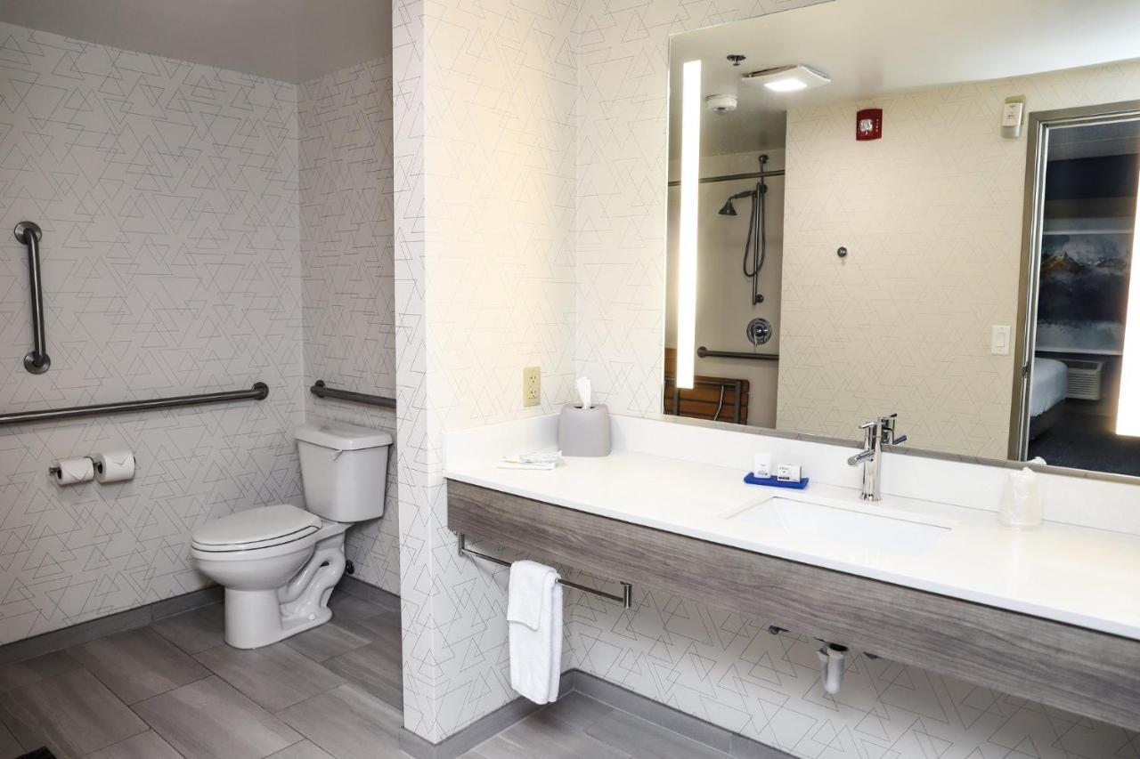 Holiday Inn Express & Suites Donegal By Ihg Bagian luar foto