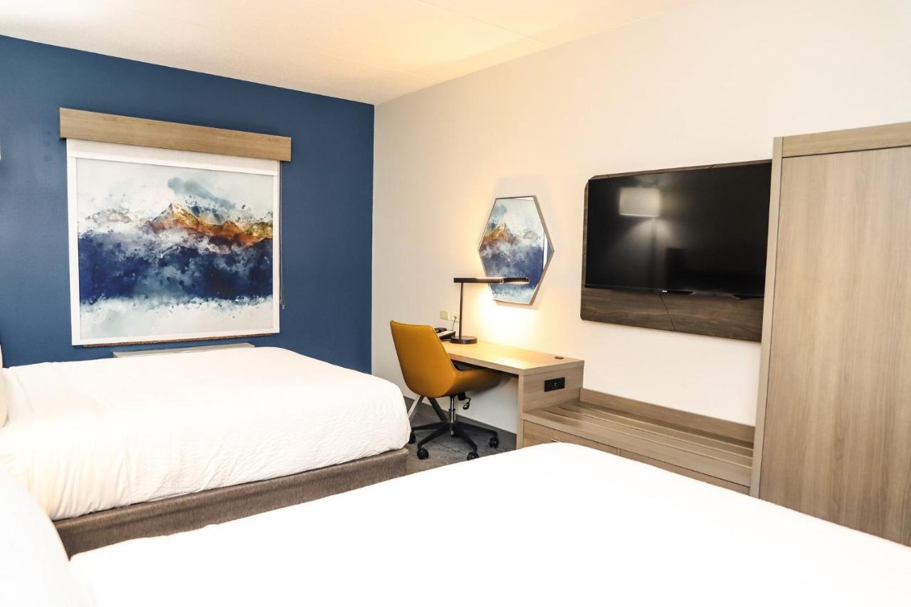 Holiday Inn Express & Suites Donegal By Ihg Bagian luar foto