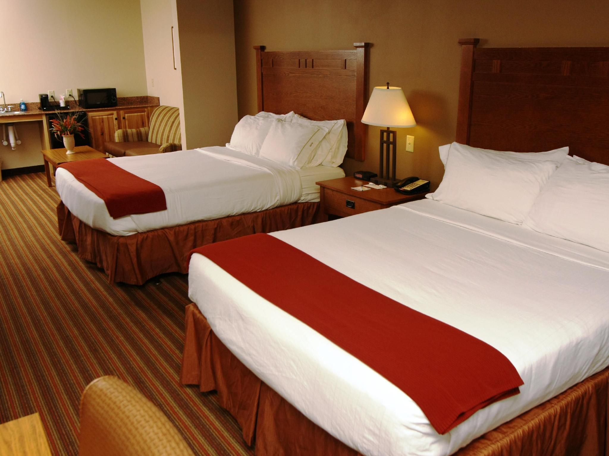 Holiday Inn Express & Suites Donegal By Ihg Bagian luar foto