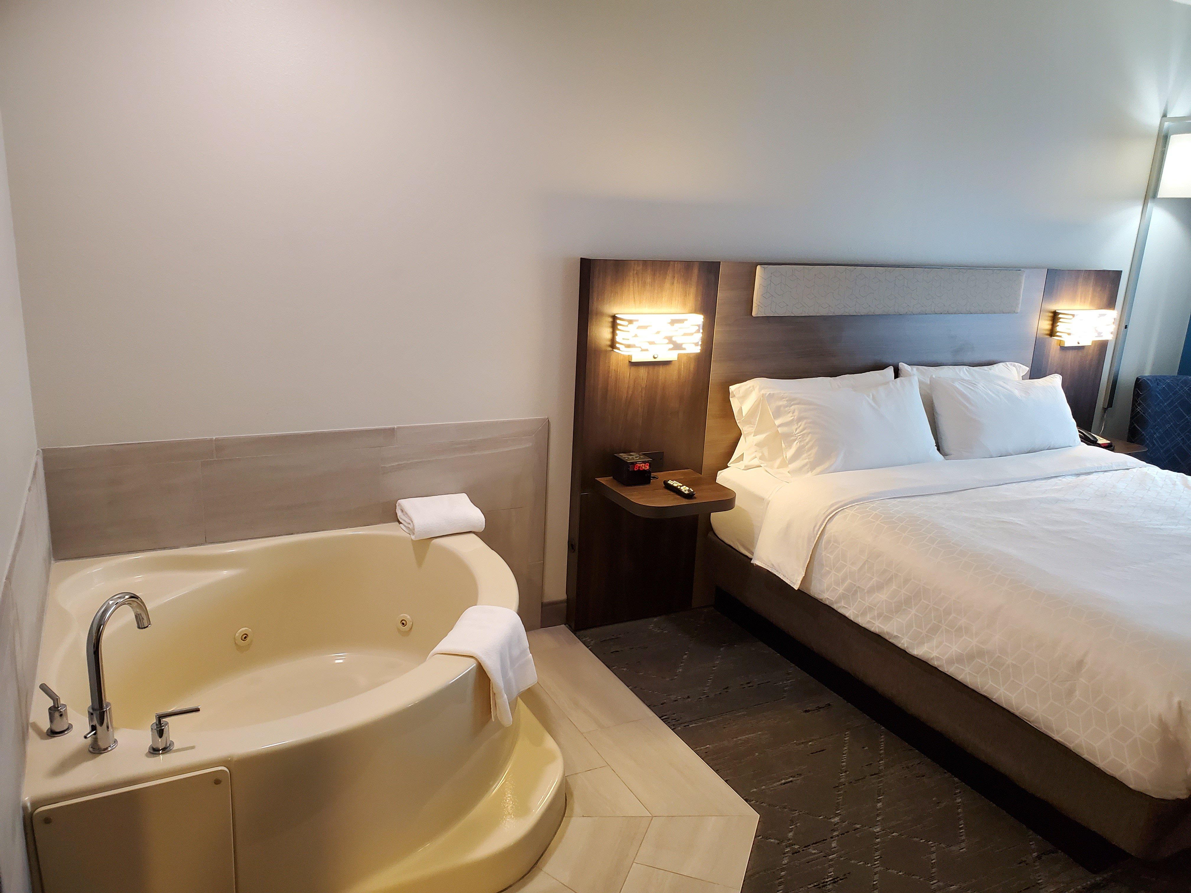 Holiday Inn Express & Suites Donegal By Ihg Bagian luar foto